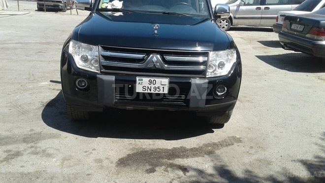 Mitsubishi Pajero 2007, 190,000 km - 3.0 л - Bakı