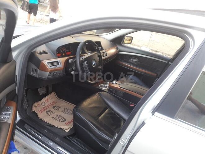BMW 745 2002, 262,000 km - 4.4 l - Sumqayıt