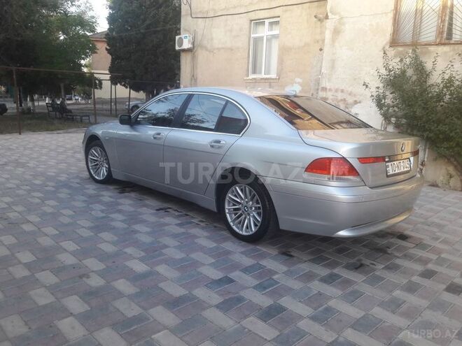 BMW 745 2002, 262,000 km - 4.4 l - Sumqayıt