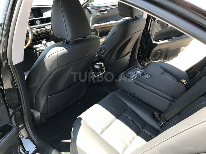 Lexus ES 350 2016, 5,300 km - 3.5 l - Bakı