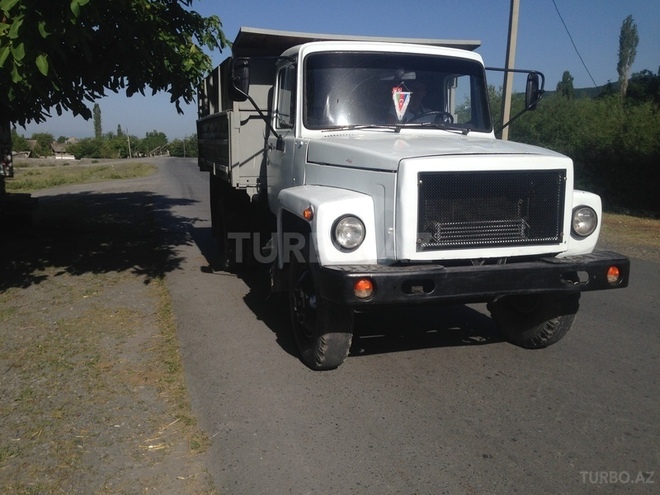 GAZ  1991, 100,321 km - 4.0 l - Zaqatala
