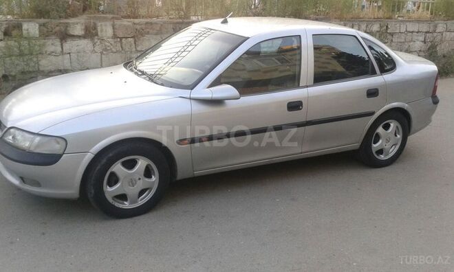 Opel Vectra 1998, 320,000 km - 1.6 l - Bakı