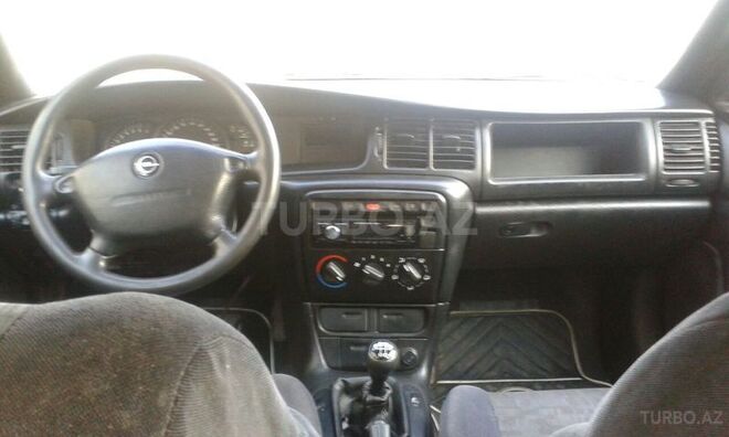 Opel Vectra 1998, 320,000 km - 1.6 l - Bakı