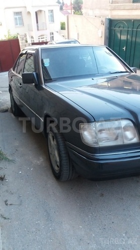 Mercedes E 200 1993, 356,000 km - 2.0 l - Bakı