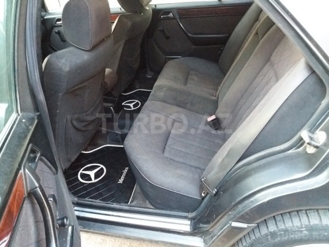 Mercedes E 200 1993, 356,000 km - 2.0 l - Bakı