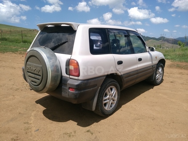 Toyota RAV4 1995, 329,562 km - 2.0 л - Gədəbəy