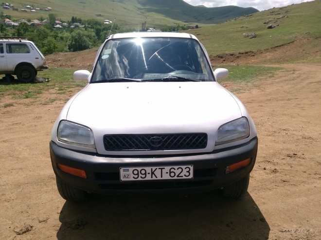 Toyota RAV4 1995, 329,562 km - 2.0 л - Gədəbəy