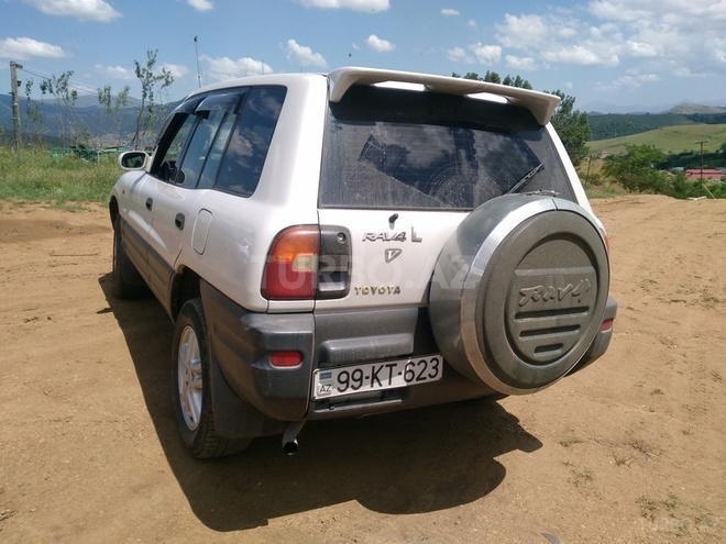 Toyota RAV4 1995, 329,562 km - 2.0 л - Gədəbəy
