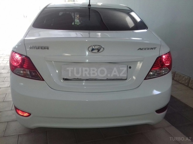Hyundai Accent 2012, 130,000 km - 1.4 l - Göyçay