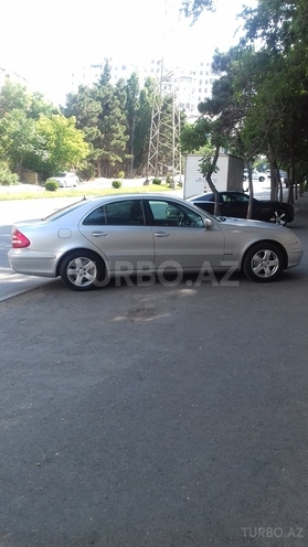 Mercedes E 220 2003, 225,022 km - 2.2 l - Bakı