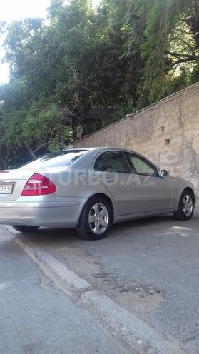 Mercedes E 220 2003, 225,022 km - 2.2 l - Bakı