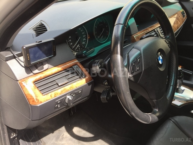 BMW 525 2008, 153,000 km - 0.3 l - Bakı