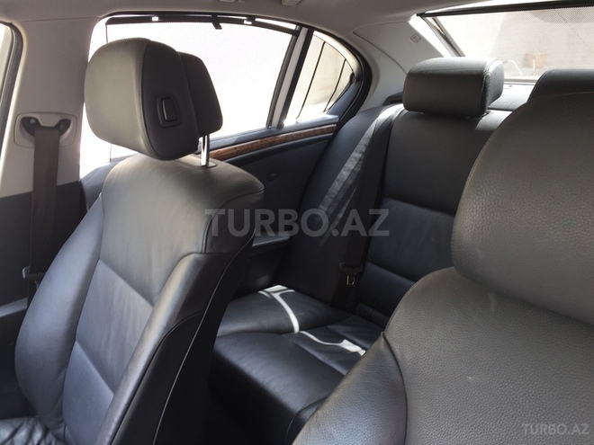 BMW 525 2008, 153,000 km - 0.3 l - Bakı
