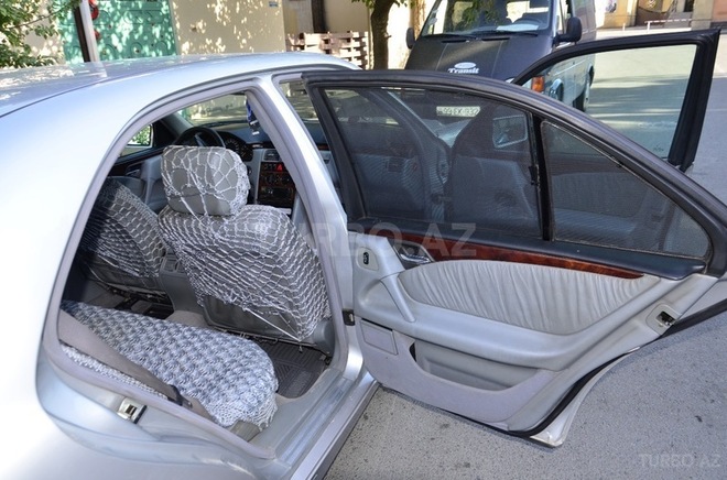 Mercedes E 240 1998, 268,157 km - 2.4 l - Şəmkir