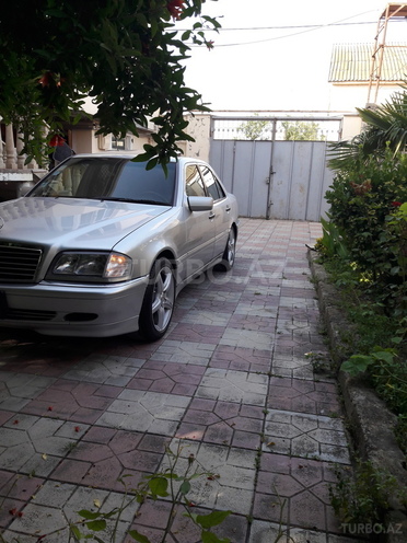 Mercedes C 230 1998, 172,000 km - 2.3 l - Bakı