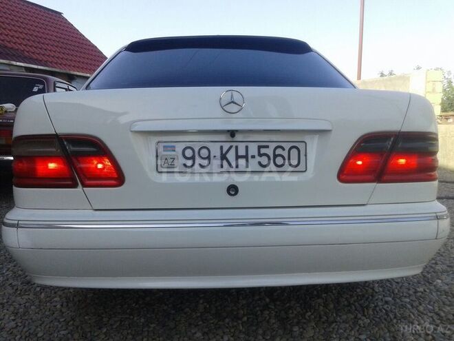 Mercedes E 320 1999, 280,000 km - 3.2 л - Şəmkir