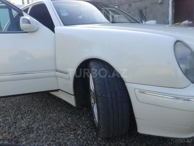Mercedes E 320 1999, 280,000 km - 3.2 л - Şəmkir