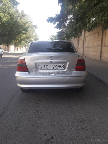 Opel Vectra 1996, 170,000 km - 2.0 l - Bərdə