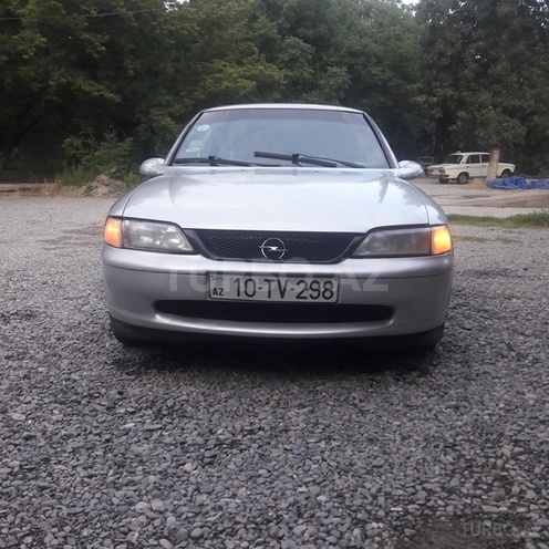 Opel Vectra 1996, 170,000 km - 2.0 l - Bərdə