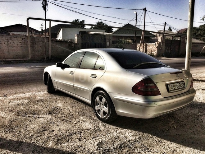 Mercedes E 220 2005, 192,560 km - 2.2 л - Bakı