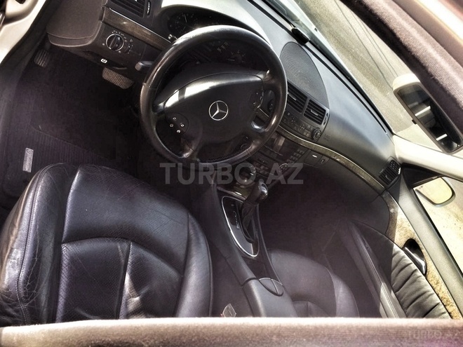 Mercedes E 220 2005, 192,560 km - 2.2 л - Bakı