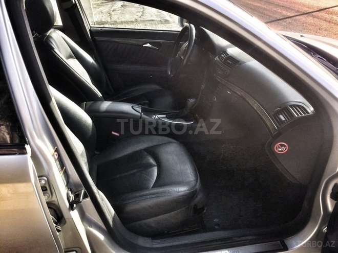 Mercedes E 220 2005, 192,560 km - 2.2 л - Bakı