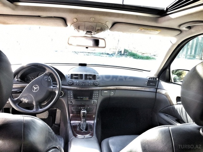 Mercedes E 220 2005, 192,560 km - 2.2 л - Bakı