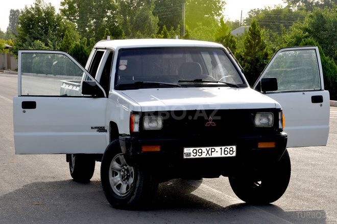 Mitsubishi L200 2000, 520,000 km - 2.5 l - Naxçıvan