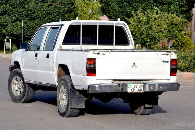 Mitsubishi L200 2000, 520,000 km - 2.5 l - Naxçıvan