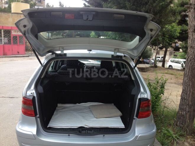 Mercedes B 180 2005, 255,000 km - 0.2 l - Bakı