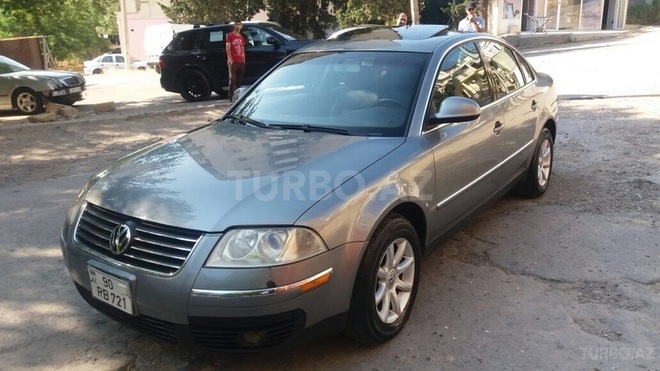 Volkswagen Passat 2004, 174,000 km - 1.8 l - Sumqayıt