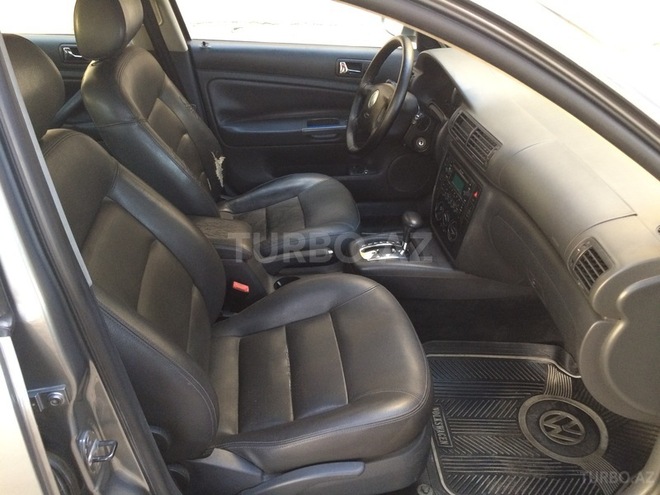 Volkswagen Passat 2004, 174,000 km - 1.8 l - Sumqayıt
