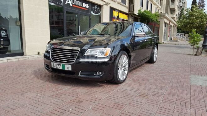 Chrysler 300C 2012, 81,000 km - 3.6 l - Bakı