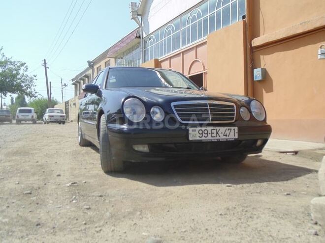 Mercedes E 200 2002, 275,000 km - 2.2 l - Tovuz