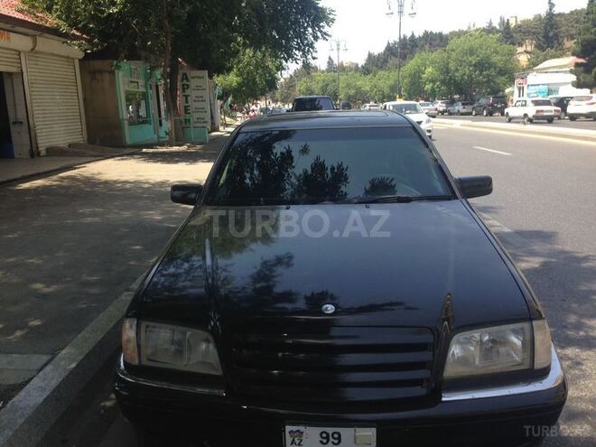 Mercedes C 230 1999, 182,000 km - 2.3 l - Bakı