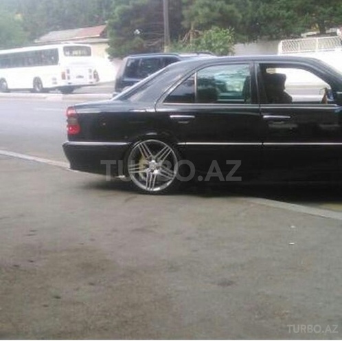 Mercedes C 230 1999, 182,000 km - 2.3 l - Bakı