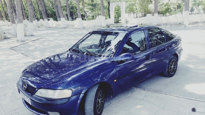 Opel Vectra 1997, 220,000 km - 1.6 л - Sumqayıt