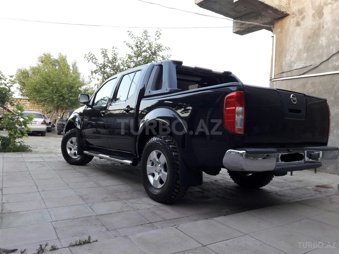 Nissan Navara 2011, 143,000 km - 2.5 l - Bakı
