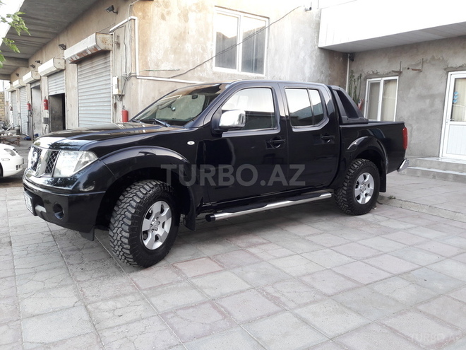 Nissan Navara 2011, 143,000 km - 2.5 l - Bakı