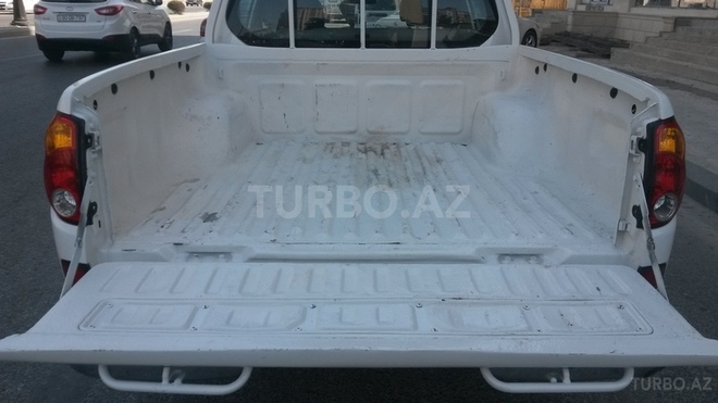Mitsubishi L200 2007, 130,000 km - 2.5 l - Bakı