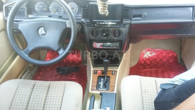 Mercedes 190 1991, 52,365 km - 2.0 l - Bakı
