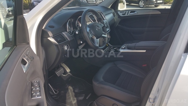 Mercedes  2014, 25,500 km - 3.0 l - Bakı