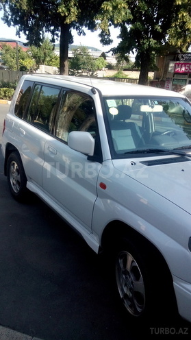 Mitsubishi Pajero io 2000, 130,000 km - 1.8 л - Zaqatala