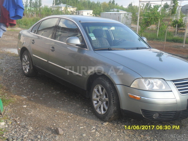 Volkswagen Passat 2004, 250,000 km - 1.8 l - Ağcabədi