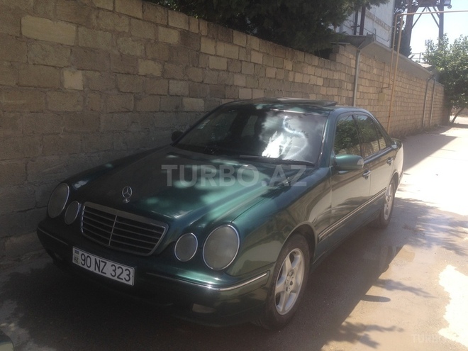 Mercedes E 220 2000, 270,000 km - 2.2 l - Bakı