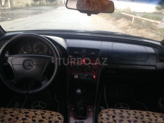 Mercedes C 220 1996, 296,584 km - 2.2 л - Bakı