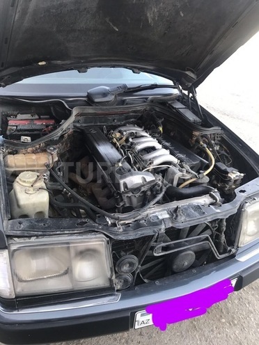 Mercedes E 300 1990, 286,000 km - 3.0 л - Bakı
