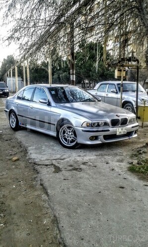BMW 525 2001, 220,000 km - 2.5 л - Bakı