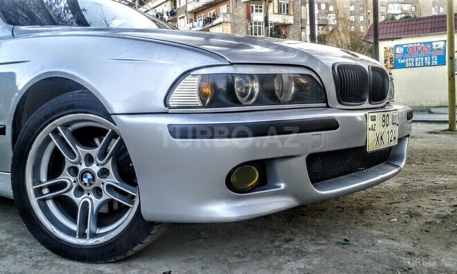BMW 525 2001, 220,000 km - 2.5 л - Bakı