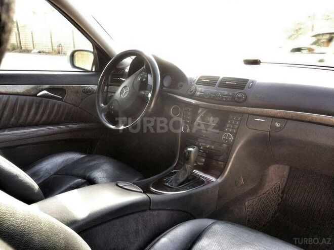 Mercedes E 220 2005, 192,000 km - 0.2 л - Bakı